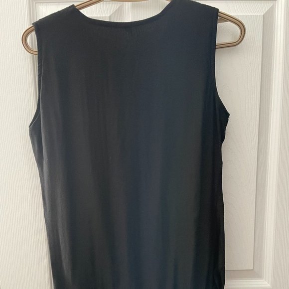 Black, sleeveless blouse with mini bow on front - Picture 2 of 2